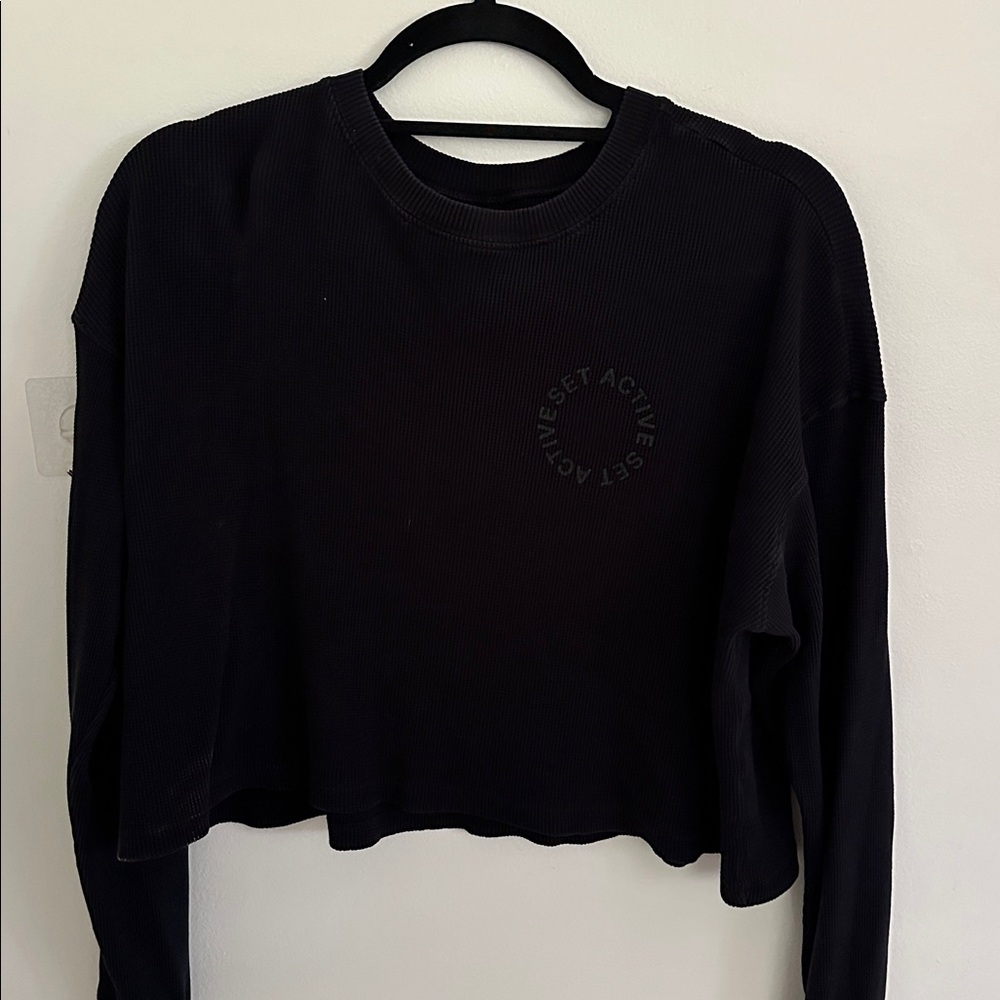 SET active waffle Henley Black Long Sleeve Cropped